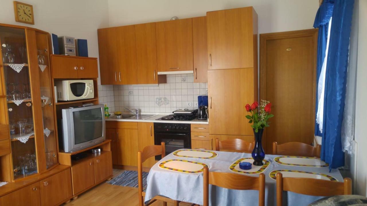 Apartman Janja Porec Exterior photo